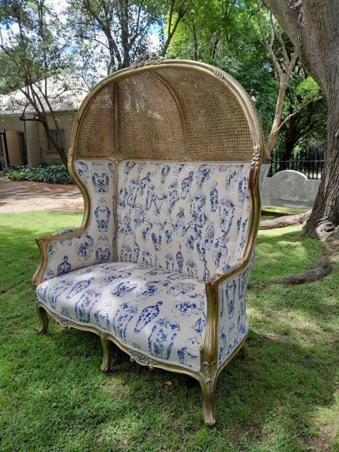 French Style Carved And Gilded Rattan & Wood Dome / Canopy Settee (Dome Modelled On The Famous Louis XV Chair) - Image 4