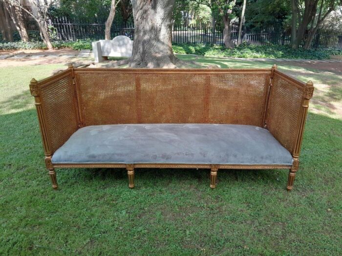 A 20th Century French Style Carved And Hand Gilded Rattan Day Bed / Settee - Image 2
