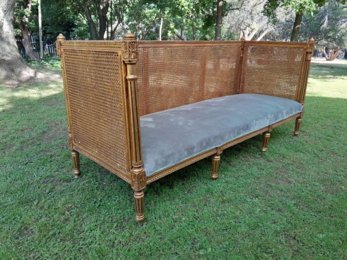 A 20th Century French Style Carved And Hand Gilded Rattan Day Bed / Settee - Image 3