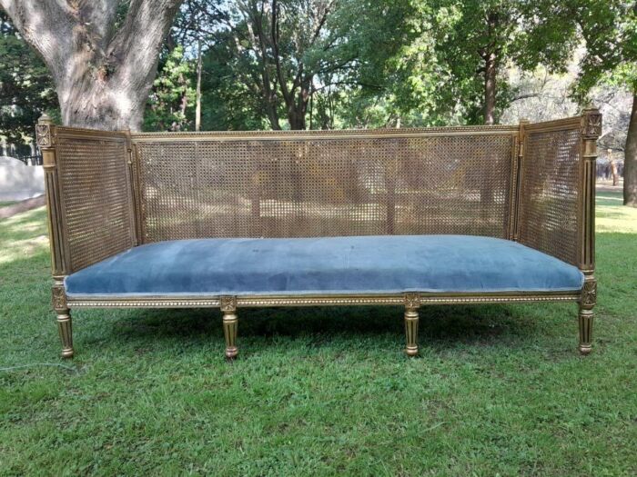 A 20th Century French Style Carved And Hand Gilded Rattan Day Bed / Settee - Image 7