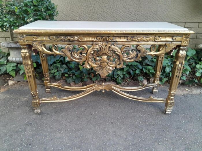 A French Style Ornately Carved Giltwood Console / Entrance Table - Image 2