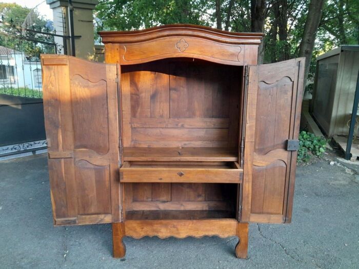 A 19th Century French Armoire - Image 10
