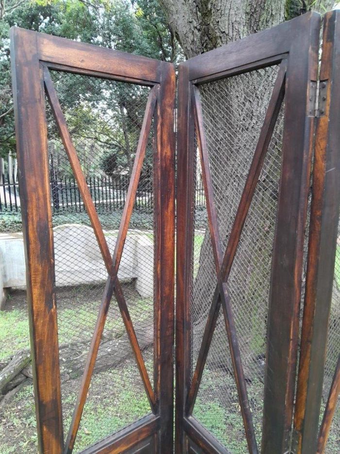 A 20TH Century 3 Panel Wooden Screen - Image 4