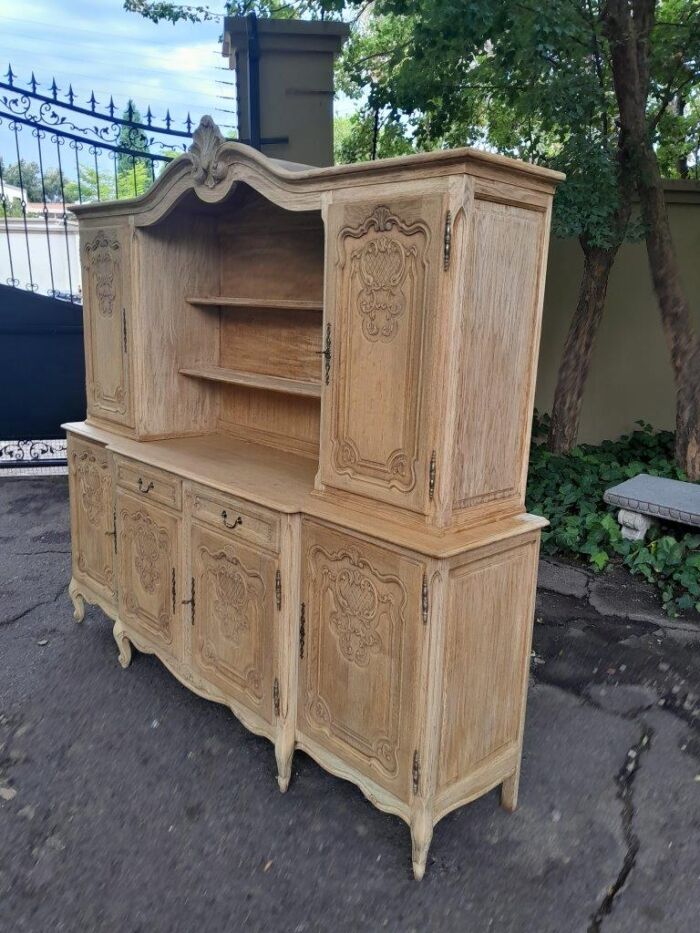 A 20th Century French Style Carved Wooden Sideboard / Server / Drinks Cabinet In A Contemporary Natural Wood / Bleached Finish - Image 3