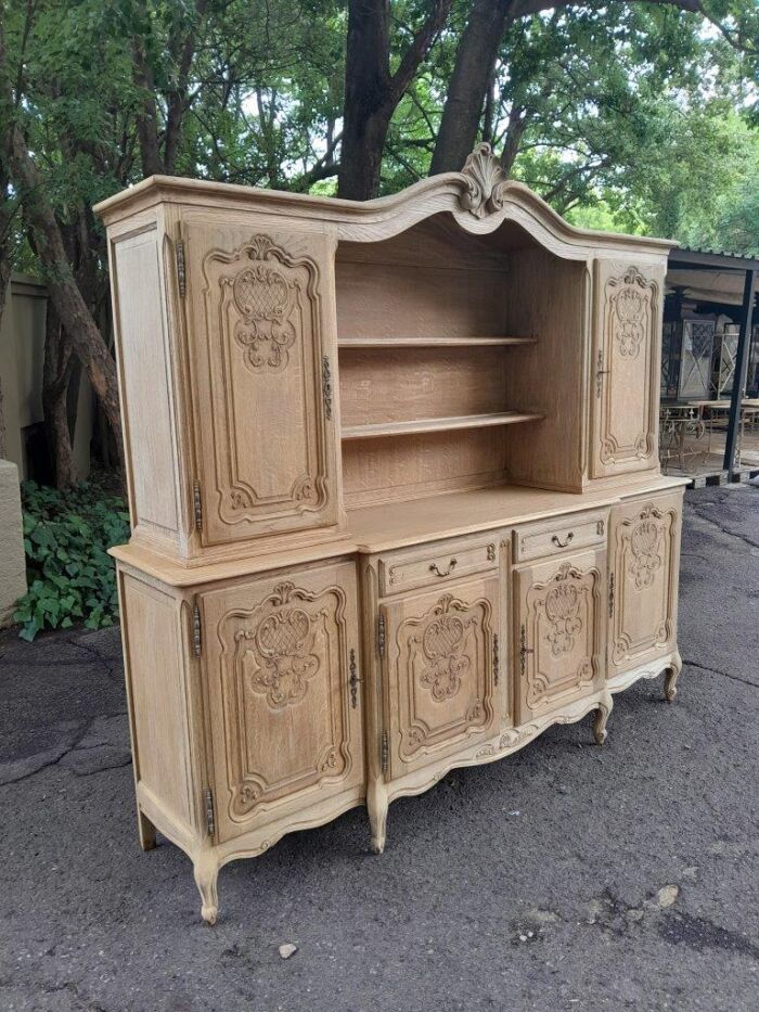 A 20th Century French Style Carved Wooden Sideboard / Server / Drinks Cabinet In A Contemporary Natural Wood / Bleached Finish - Image 4