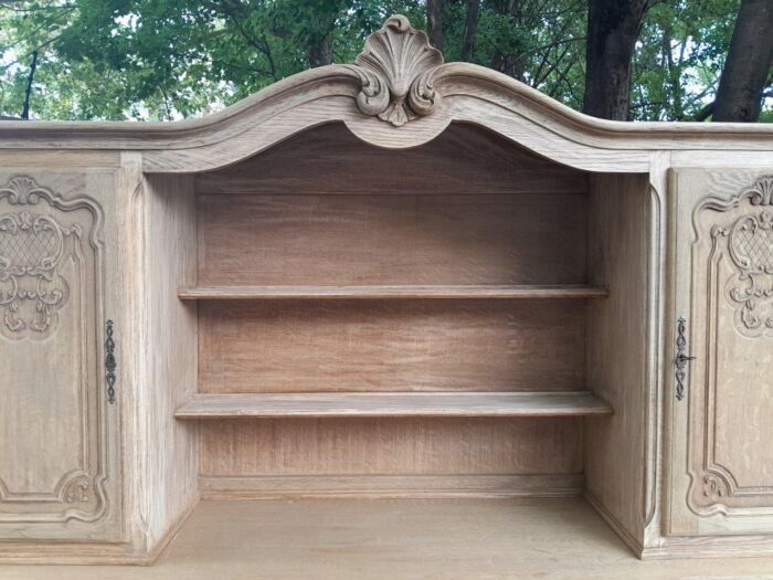 A 20th Century French Style Carved Wooden Sideboard / Server / Drinks Cabinet In A Contemporary Natural Wood / Bleached Finish - Image 7