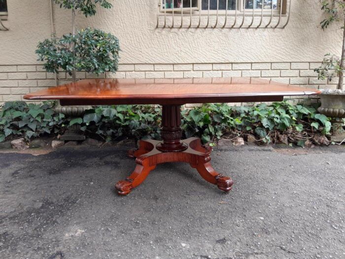An Antique William IV Breakfast Table With Hinged Top On Castors - Image 2