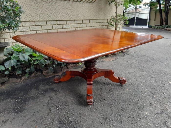 An Antique William IV Breakfast Table With Hinged Top On Castors - Image 4