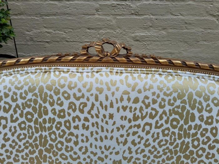 A 20th Century French Gilt Wood Settee - Image 6