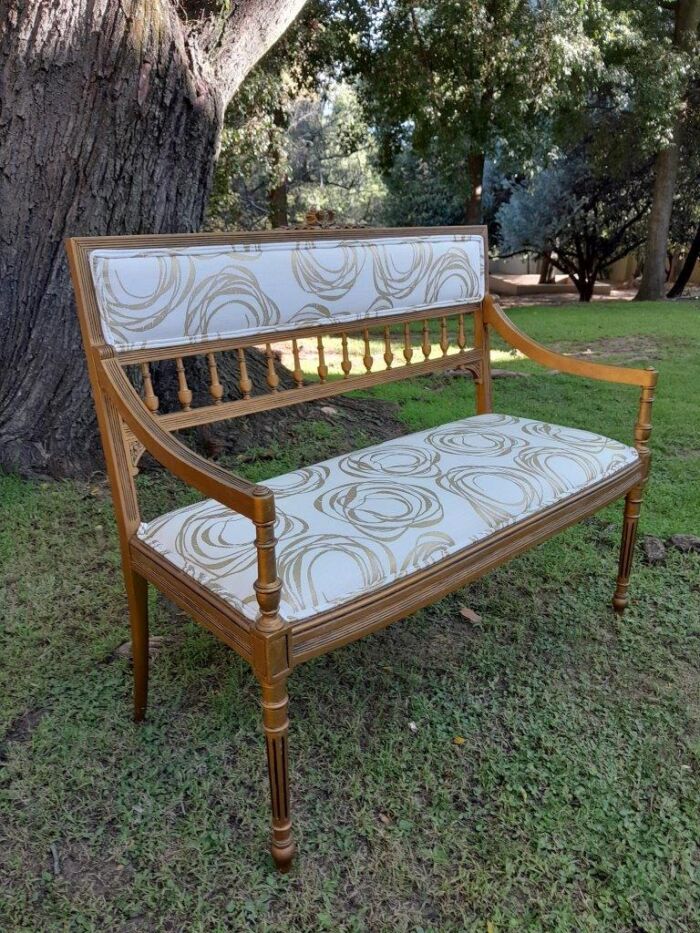 A 20th Century French Giltwood Empire Style Settee - Image 4