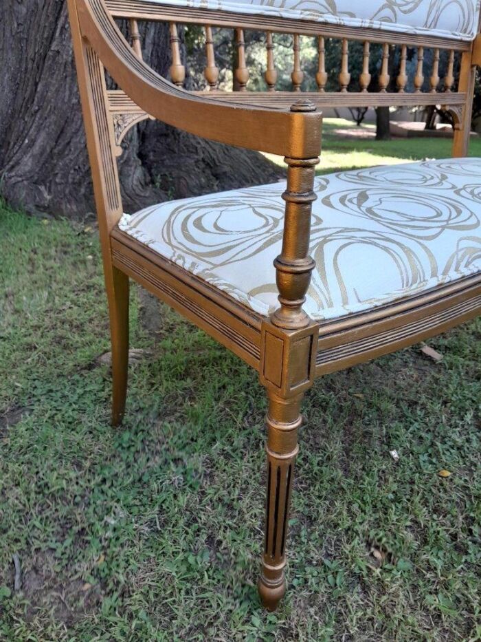 A 20th Century French Giltwood Empire Style Settee - Image 5