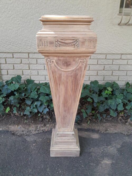 A 20th Century French-Style Carved Wooden Plinth in a Bleached Contemporary Finish