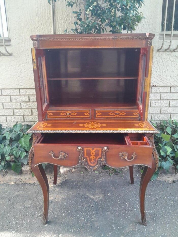 An Early 20th Century/Circa 1930 French Secretaire Inlaid And Gilt Metal In Two Parts With Glazed Doors - Image 7