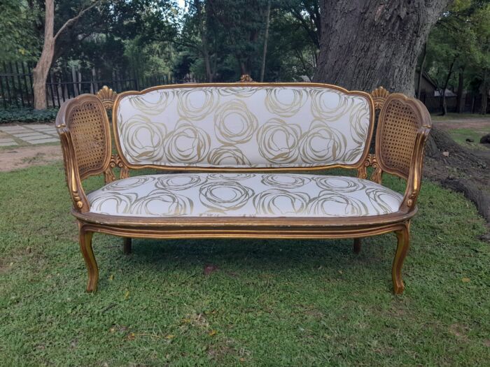 A Mid 20th Century Circa 1950 French Set Of Gilt Painted Wooden And Rattan Settee With A Pair Of Bergère Chairs Upholstered In A Custom Made Linen For The Crown Collection - Image 7