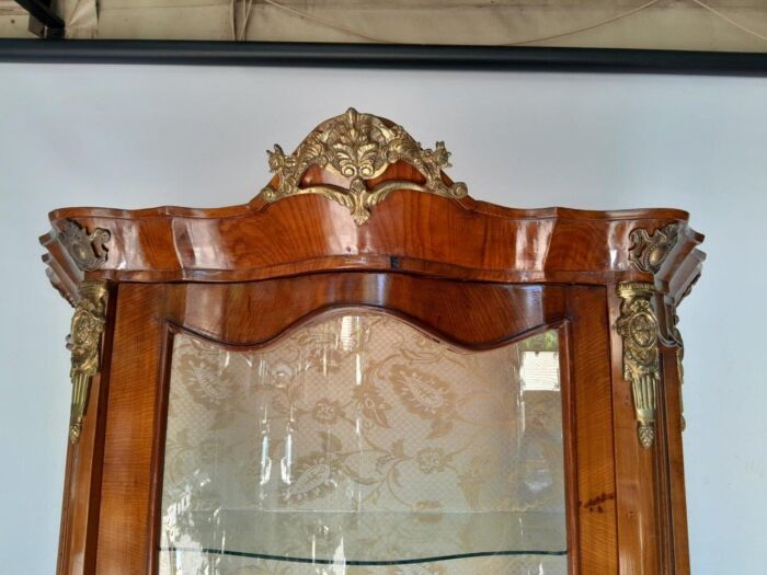 A 20TH Century French Style Kingswood Vitrine With Vernis Martin Gilt Metal Mounts - Image 10