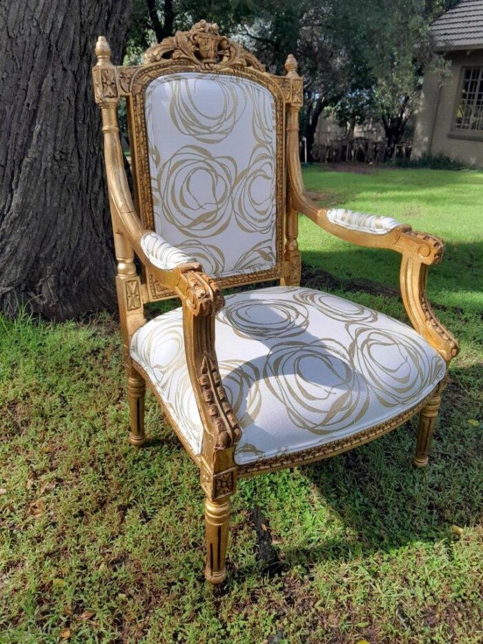 A 20th Century Circa 1980 French Style Giltwood Armchairs - Image 5