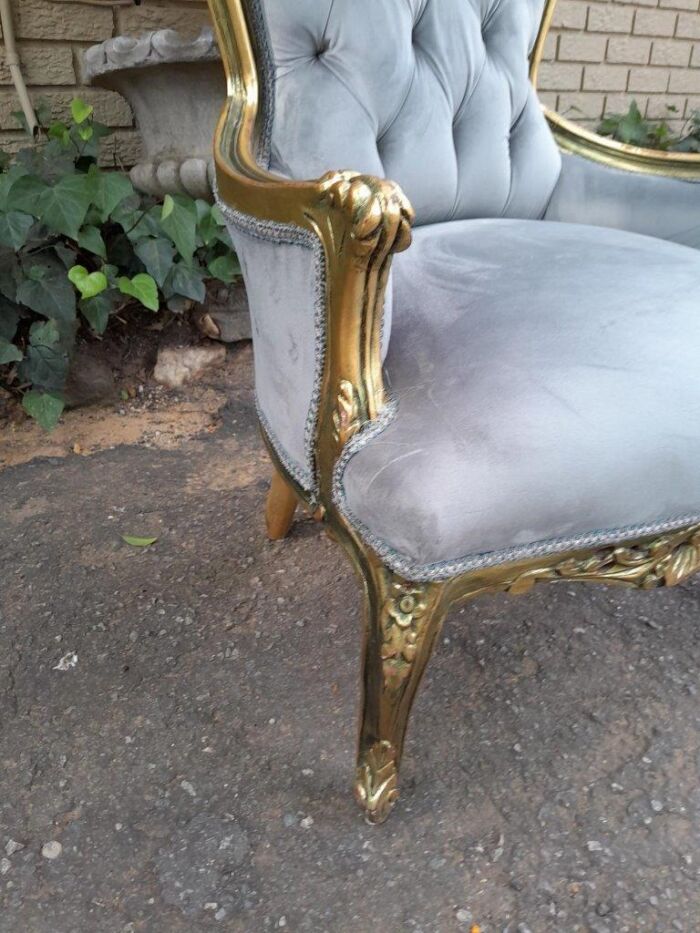 A Pair Of French Style Carved Wooden Gilded Armchairs - Image 6