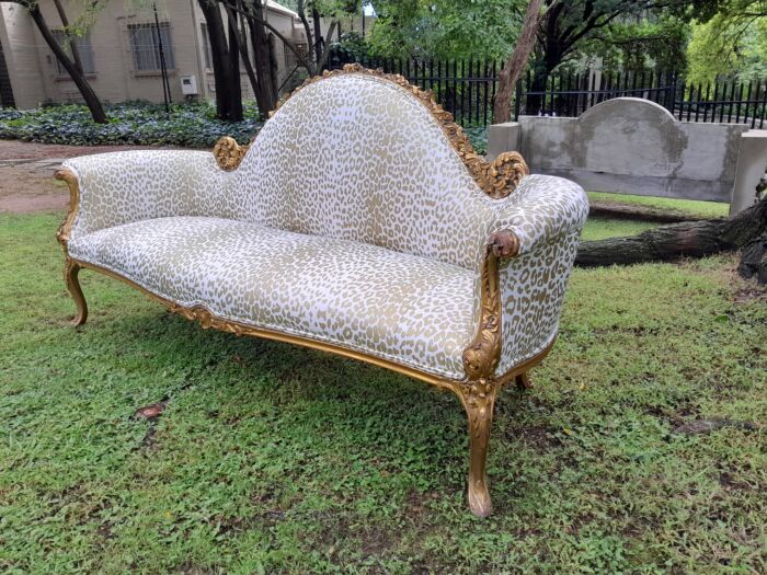A Rare 20th Century Circa 1980 X French Rococo Style: Carved Wooden And Hand Gilded Settee Upholstered in a Custom-made Linen with Gold Print - Image 4