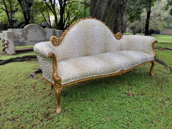 A Rare 20th Century Circa 1980 X French Rococo Style: Carved Wooden And Hand Gilded Settee Upholstered in a Custom-made Linen with Gold Print - Image 5