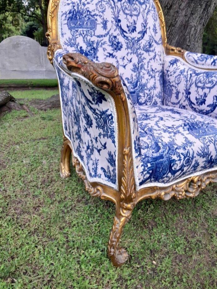 A 20th Century Pair of French Style Louis XVI Style Ornately Carved and Gilded Armchairs - Image 16