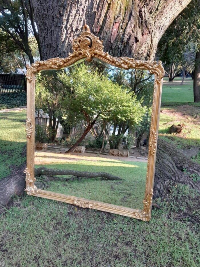 A French Rococo Style Ornately Carved and Gilded Bevelled Mirror 6 - Image 2