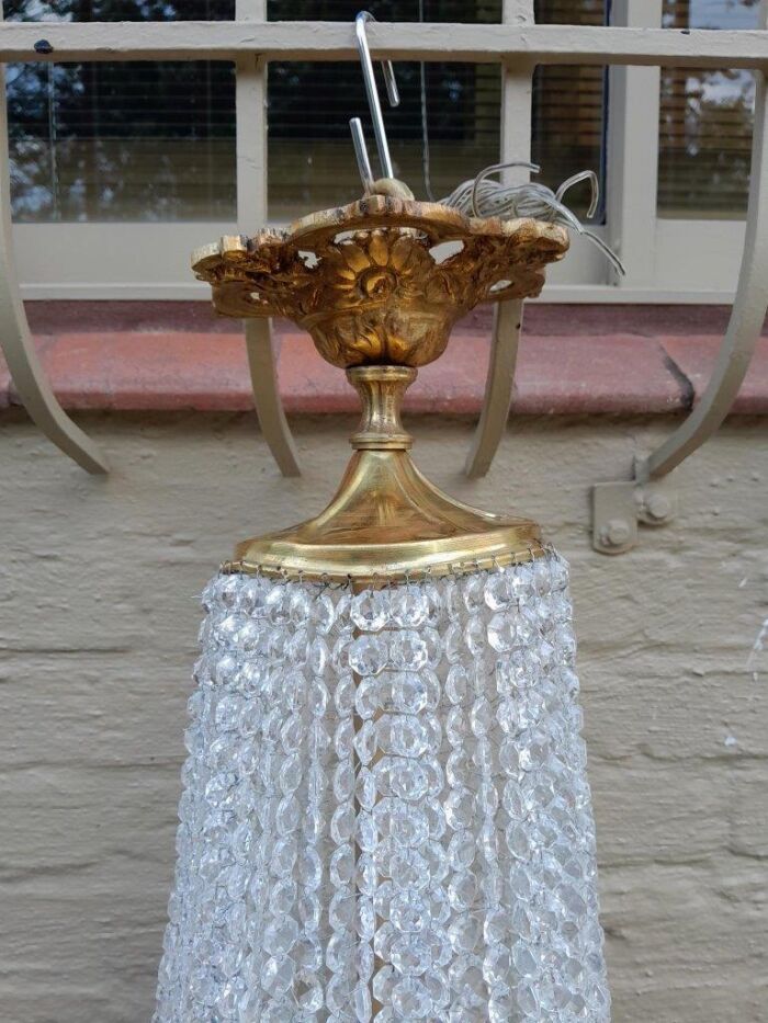 A Pair of French Style Ring Brass & Crystal Chandeliers - Image 8