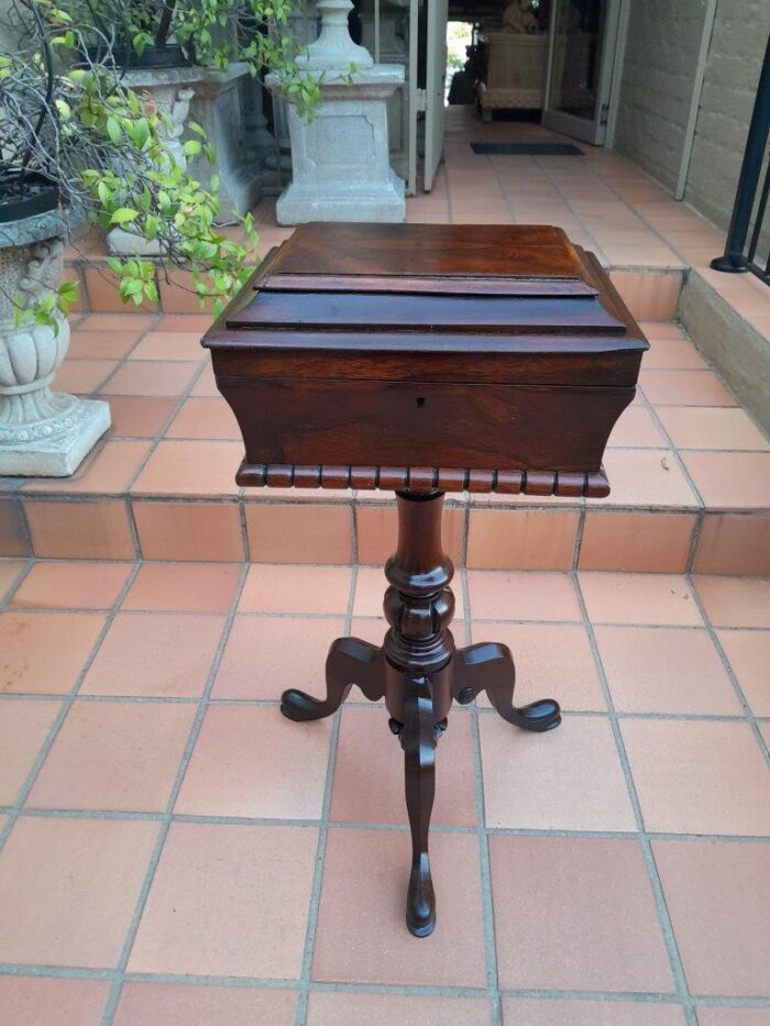 An Antique Georgian Rosewood Teapoy/Tea Caddy On Stand Fitted for Tea Mixing and Storage - Image 3