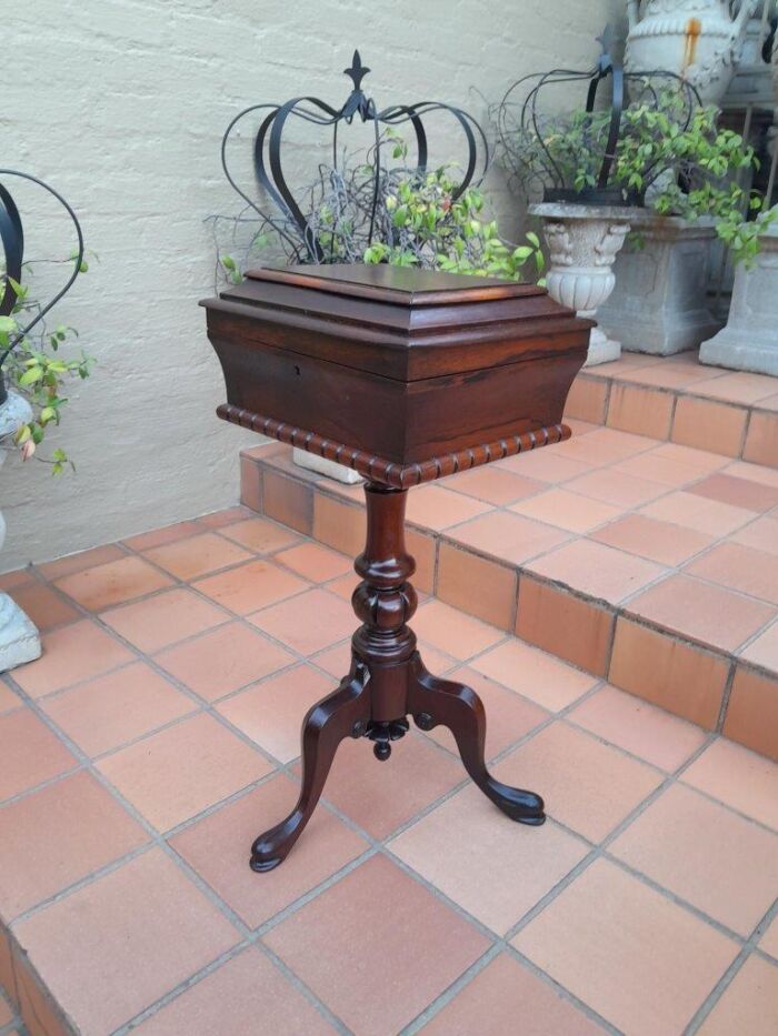 An Antique Georgian Rosewood Teapoy/Tea Caddy On Stand Fitted for Tea Mixing and Storage - Image 4