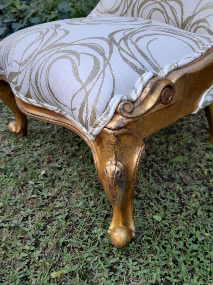 A 19th Century Victorian Mahogany Carved  Bathroom Chair on Original Porcelain Castors - Image 5