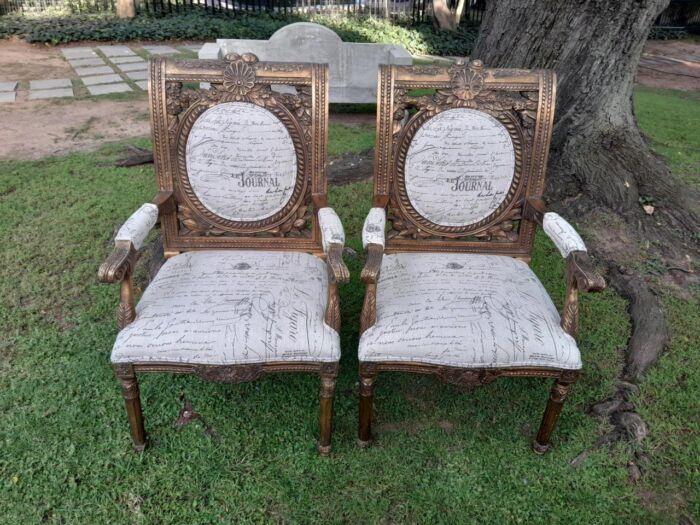 A 20TH Century French Style Pair of Ornately Carved and Gilded Armchairs Upholstered in a Custom-made Script Linen Fabric for The Crown Collection - Image 2