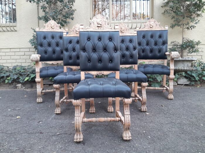 A 19th Century Spanish Heavily Carved Wooden Set of Six Mahogany Chairs (Comprises a Pair of Carvers / Armchairs and Four Dining Chairs) Upholstered in Deep Buttoned Leather  - Image 3