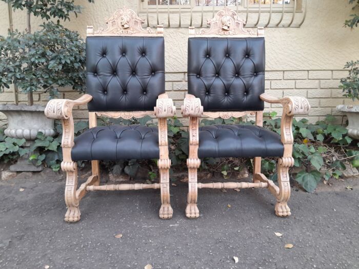 A 19th Century Spanish Heavily Carved Wooden Set of Six Mahogany Chairs (Comprises a Pair of Carvers / Armchairs and Four Dining Chairs) Upholstered in Deep Buttoned Leather  - Image 8