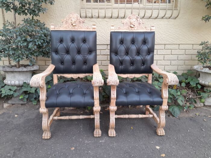A 19th Century Spanish Heavily Carved Wooden Set of Six Mahogany Chairs (Comprises a Pair of Carvers / Armchairs and Four Dining Chairs) Upholstered in Deep Buttoned Leather  - Image 9