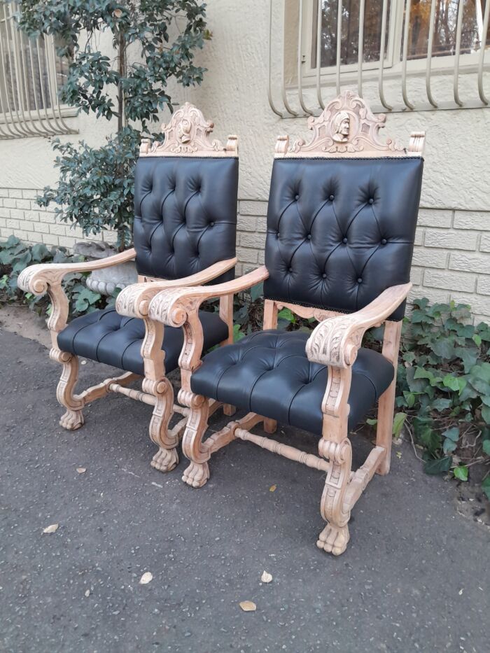 A 19th Century Spanish Heavily Carved Wooden Set of Six Mahogany Chairs (Comprises a Pair of Carvers / Armchairs and Four Dining Chairs) Upholstered in Deep Buttoned Leather  - Image 10