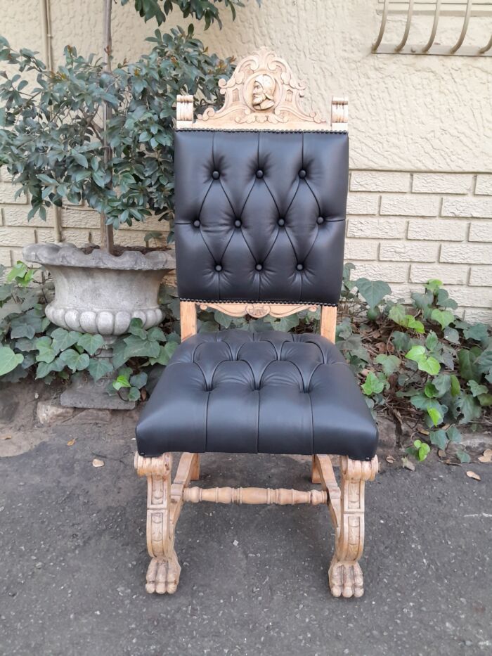 A 19th Century Spanish Heavily Carved Wooden Set of Six Mahogany Chairs (Comprises a Pair of Carvers / Armchairs and Four Dining Chairs) Upholstered in Deep Buttoned Leather  - Image 12