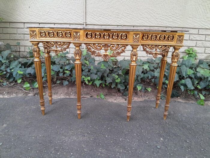 A 20TH Century French Style Gilt Console Table with Marble Top - Image 2