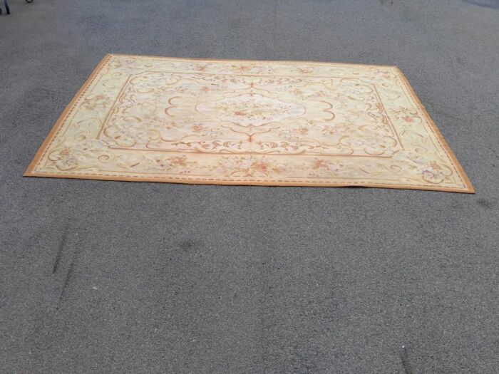 A 20th Century French Aubusson Carpet - Image 2