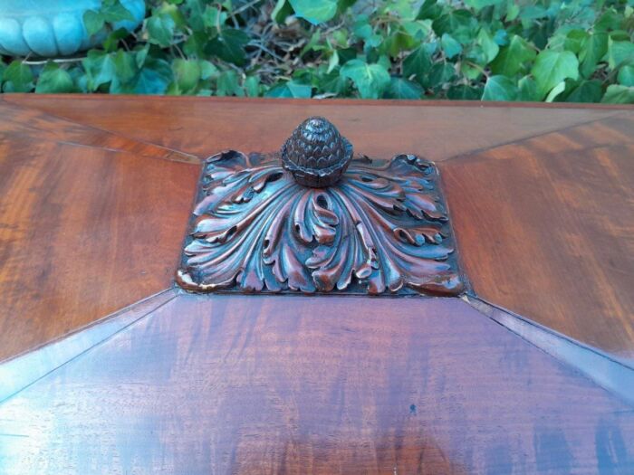 A 19th Century Flame Mahogany Wooden Carved  Cellarette on Carved Feet (Interior with Lead Lining for Wine Bottles and Ice) - Image 7