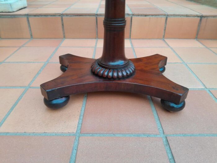 An Early 19th Century Regency Mahogany Tea Poy on Stand - Image 5