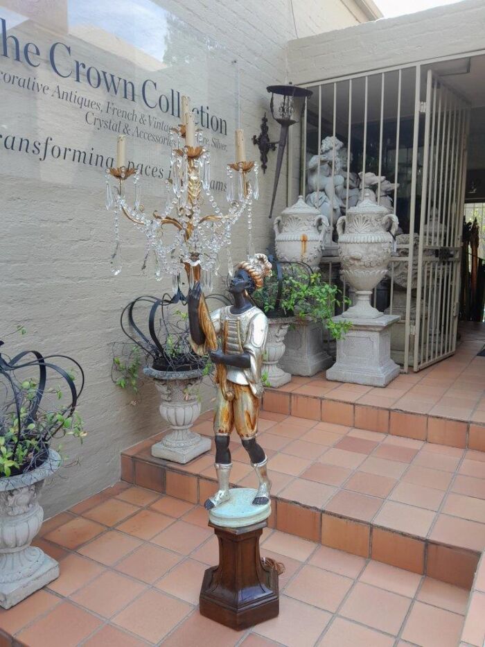 A Large Venetian Style Blackamoor Chandelier Lamp of Large Proportion - Image 3