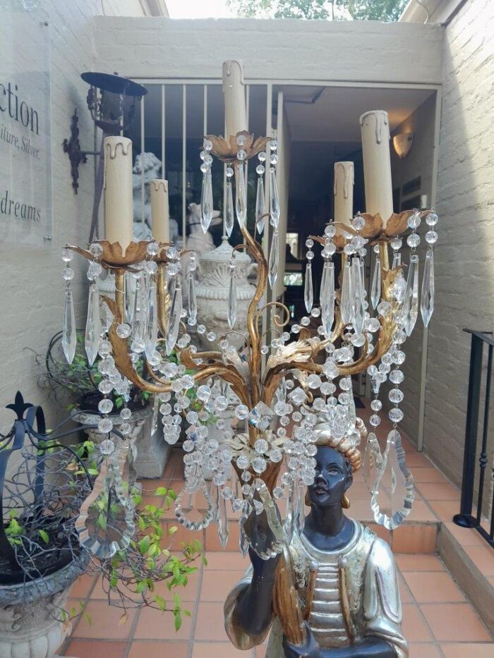 A Large Venetian Style Blackamoor Chandelier Lamp of Large Proportion - Image 5