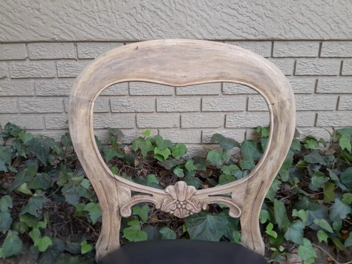 A Victorian Style Set of Ten Dining Chairs in a Contemporary Bleached Finish with Deep Buttoned Leather Seats - Image 9