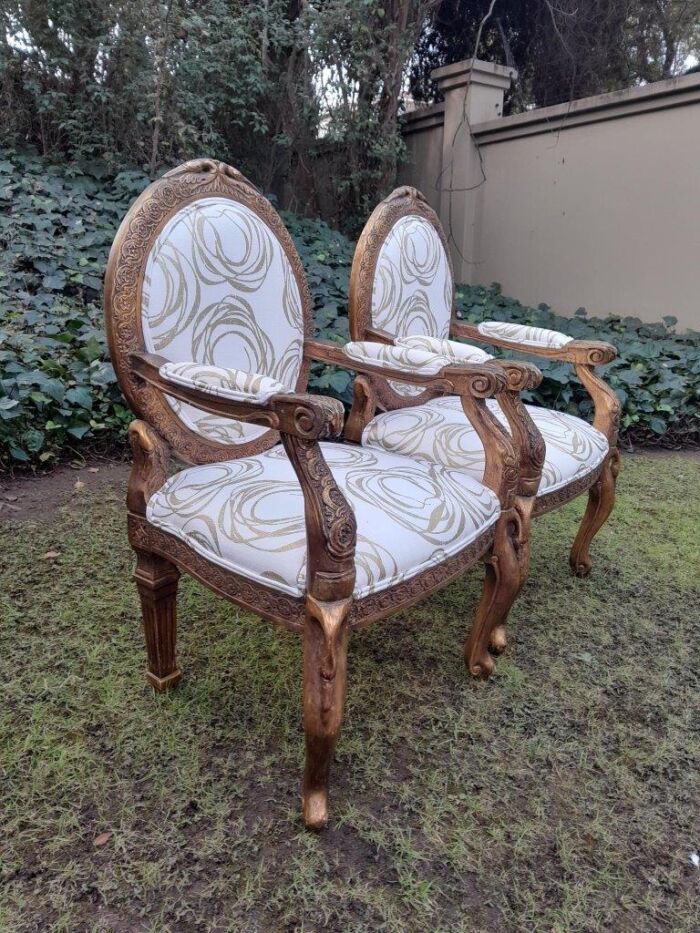 A Pair of 20th Century Style Gilt Arm Chairs - Image 5