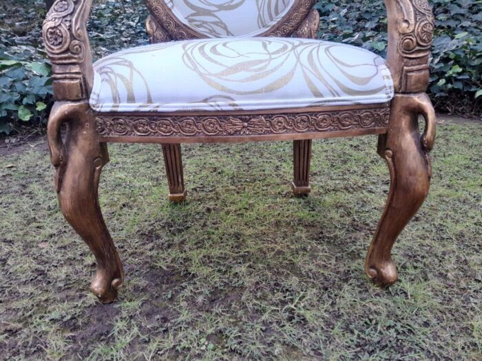 A Pair of 20th Century Style Gilt Arm Chairs - Image 8