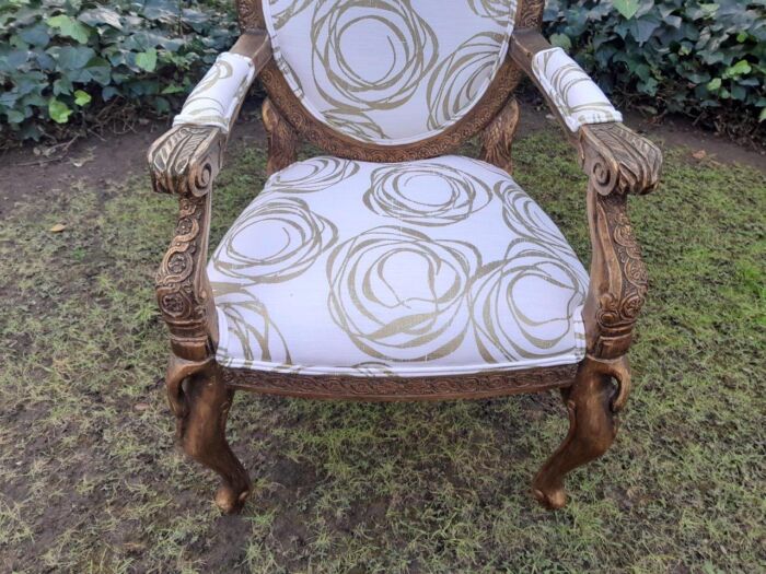 A Pair of 20th Century Style Gilt Arm Chairs - Image 9