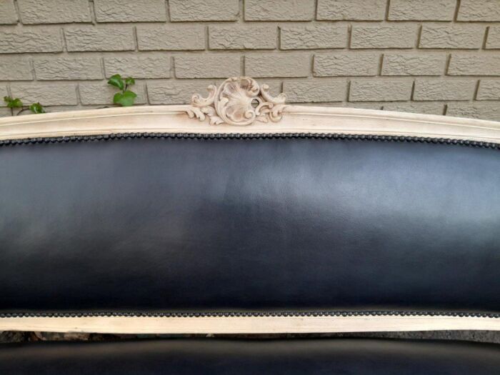 A 20th Century Pair of French Style Carved Walnut Settees in a Contemporary Bleached Finish and Upholstered in Leather with One Leather Decorative Ball Per Settee - Image 19