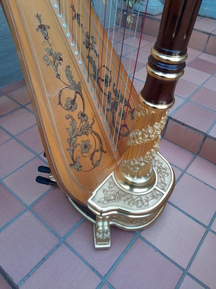 A 20th Century Venus Grand Harp on Gilt Wood Carved Base on Gilt Wood Bracket Feet. - Image 8