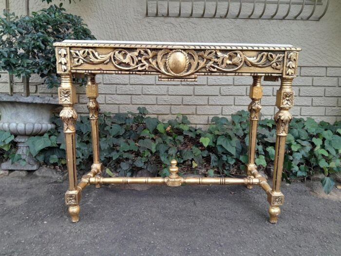 A 20th Century Ornately Carved and Hand-Gilded Console Table with Cream Marble Top - Image 3