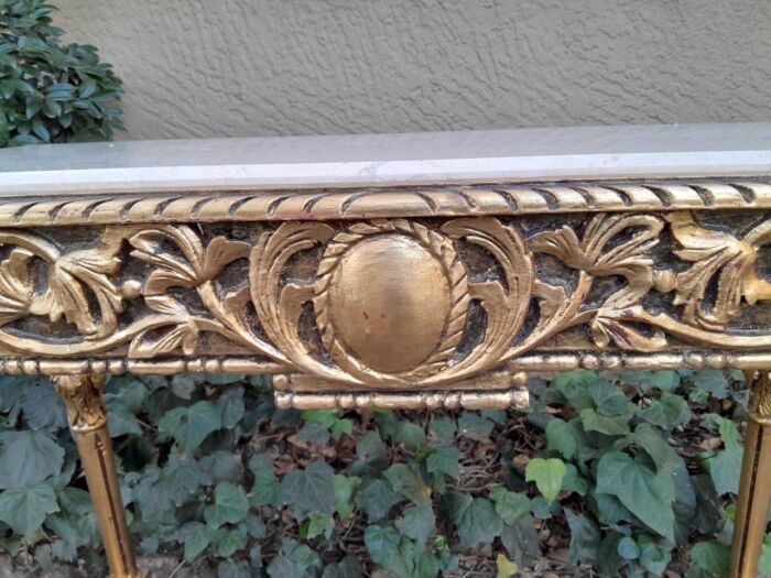 A 20th Century Ornately Carved and Hand-Gilded Console Table with Cream Marble Top - Image 10