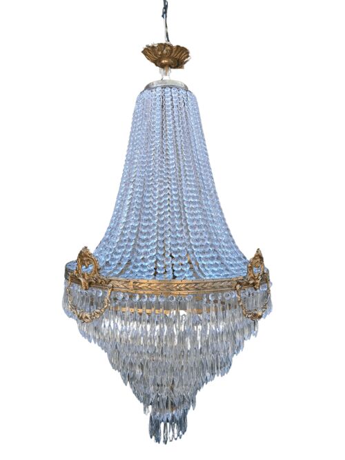 Chandeliers, Lanterns, Lamps & Wall Lights